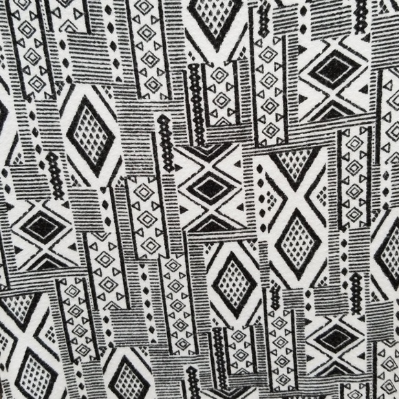 Rad Aztec Print Midi Dress - Picture 3 of 4